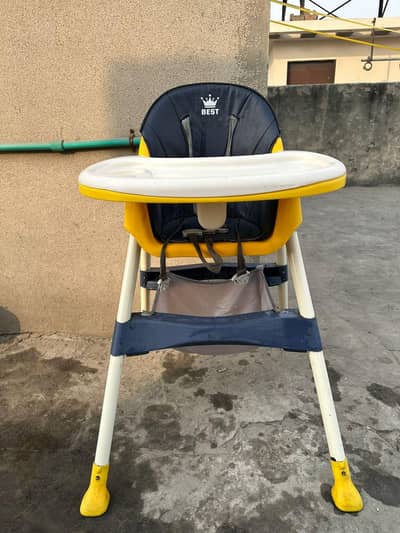 Good condition baby High chair for sale