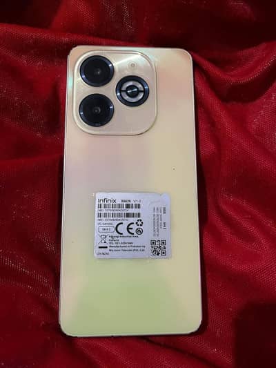 Infinix Smart 8 128Gb Golden