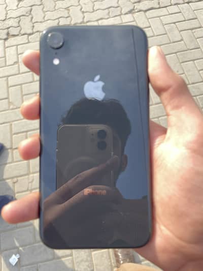 IPHONE XR non PTA jv 64GB and 82% battery health