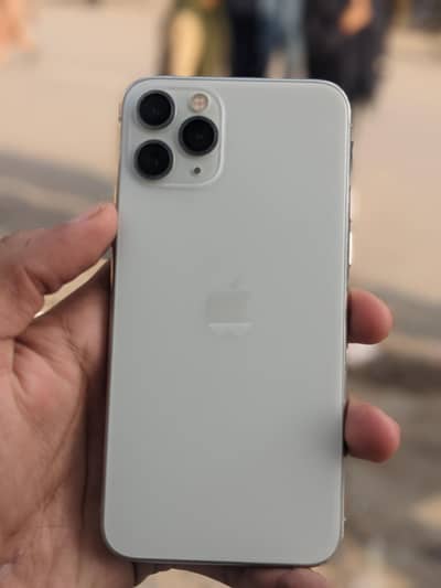 I phone 11 pro 256GB