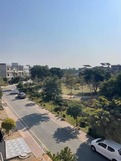 5 MARLA PLOT AVAILABLE FOR SALE