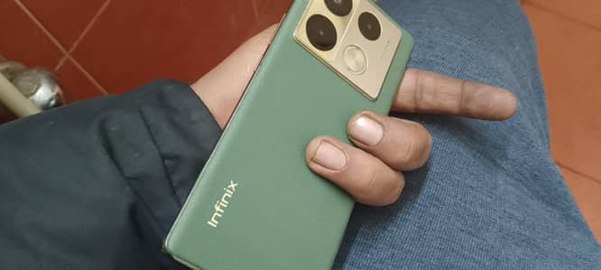 Infinix note 40 pro  /12-256 green colour