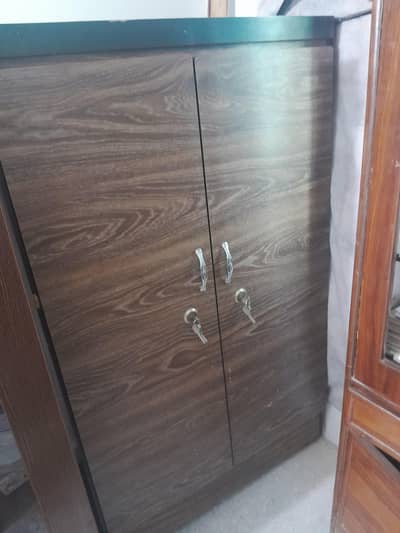 I'm selling my almost new  cupboard