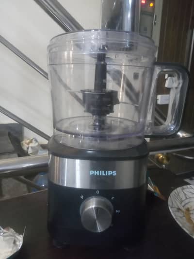 new condition Philips blender/mixer