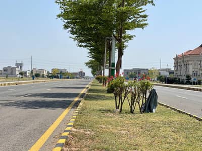 01 Kanal All Paid Plot For Sale T-Block DHA Phase 7