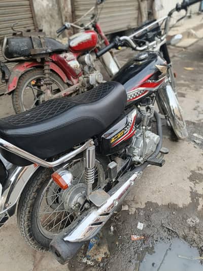 Honda black 2024 model