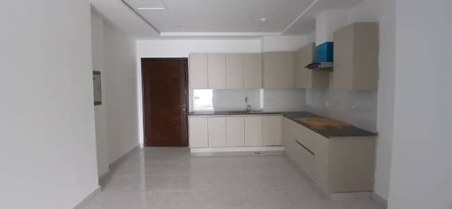 Luxury 1 Bed Brand New Un Furnished Apartment Available For Rent (Airbnb Allow) In Gulberg Lahore!