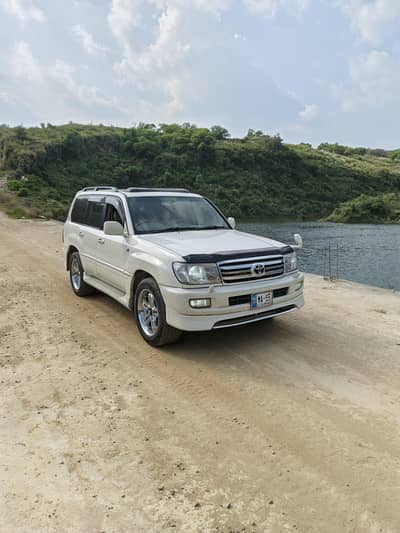 Toyota Landcruiser Grande vx limited  8 seater fully loaded