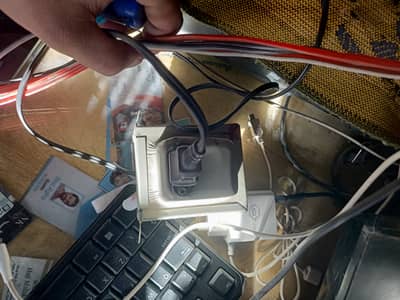 2 speakers with mplyfire and oneten adapter