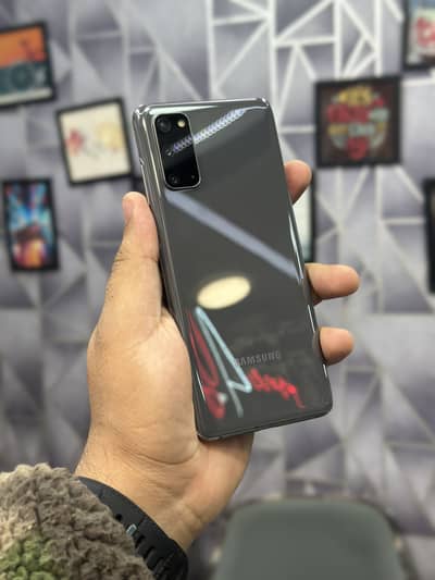 Samsung S20 12/128 Non-pta Dotted dual sim