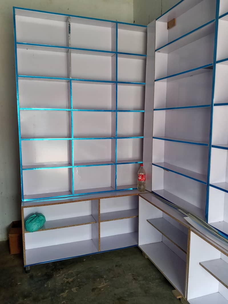 میڈیکل سٹور الماری 4