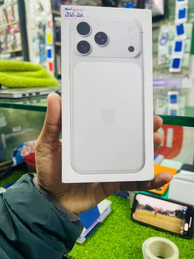 17 pro max 256gb Non PTA Box pack