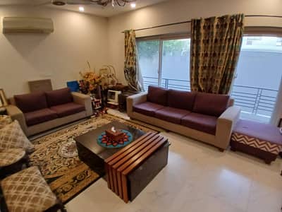 5seater sofa with free footrest