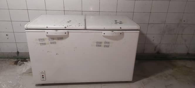 good condition freezer for sell