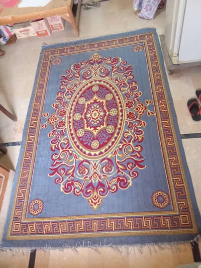 Used Anti-Slip Carpet (8 x 5 Feet) – Good Condition