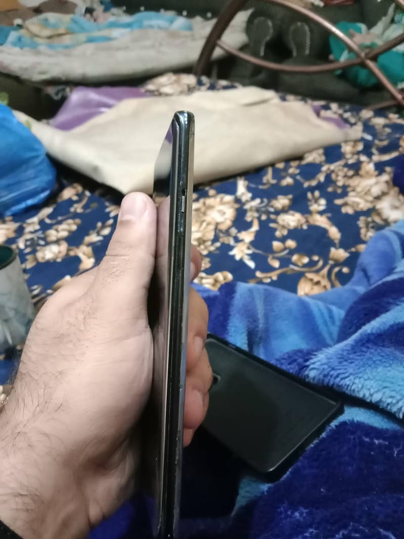 OnePlus 8 4