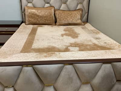 Queen Size Poshish Bed with Side Table – Beige