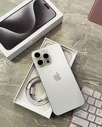 iPhone 15 Pro Max 256GB - White Titanium