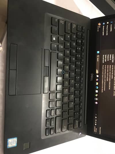 Dell Latitude 7490 | i7 8th gen | 16gb ram | 256gb SSD | orig charger