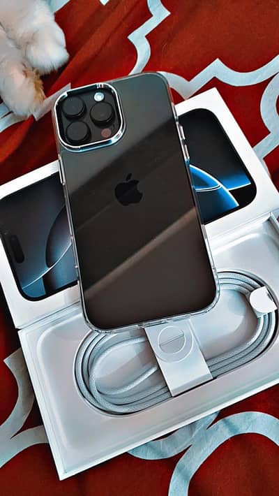 IPHONE 16 PRO MAX black