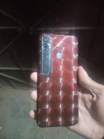 Tecno spark 7 pro 4 64 ram