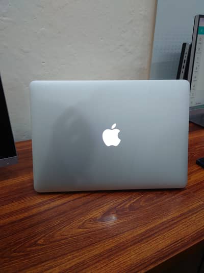 apple macbook air 2015 intel i5 5th gen [dell hp lenovo apple window]