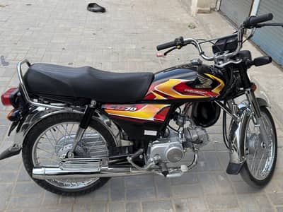 Honda CD 70 Model 2025/26 Model Only 800 KM drive 20 days Use only