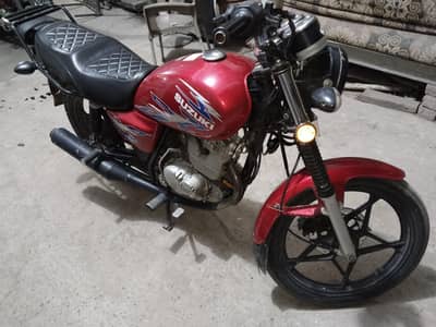 Suzuki GS150se