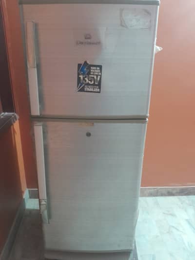 DAWLANCE FRIDGE FOR SELL!!
