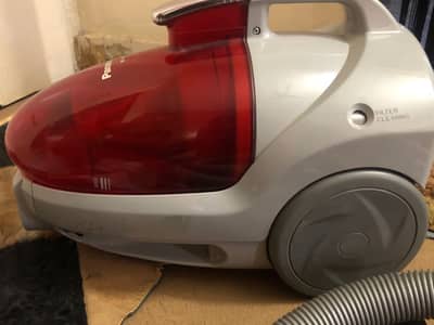 Vacuum cleaner for sale