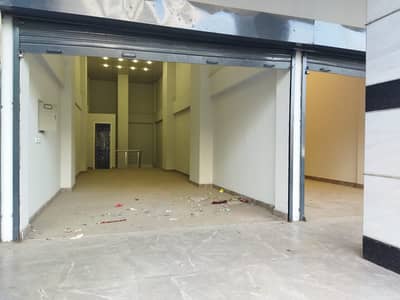 MAIN 200 FEET ROAD FACEING SHOP FOR RENT GULISTAN-E-JAUHAR BLOCK 5