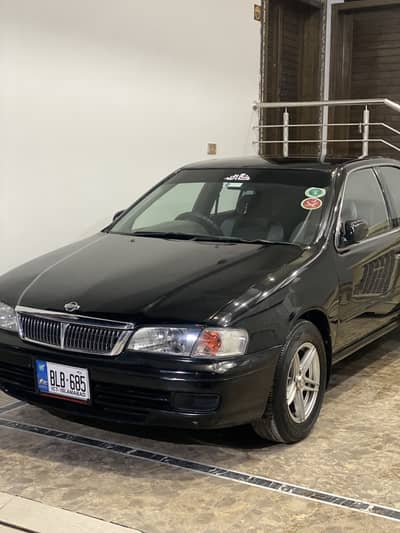 nissan sunny 2000