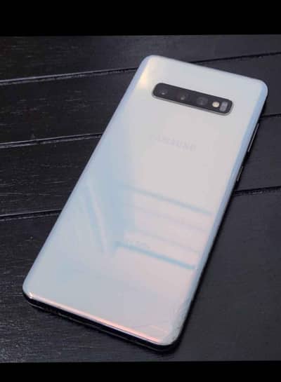 Samsung galaxy s 10plus very eaxlent condition only panel chang panel