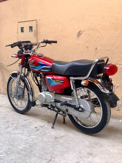 Honda 125 urgent for sale 0313-63-75-401