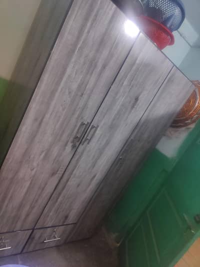 3 doors wardrobe  . neat and clean condition. 03105135653