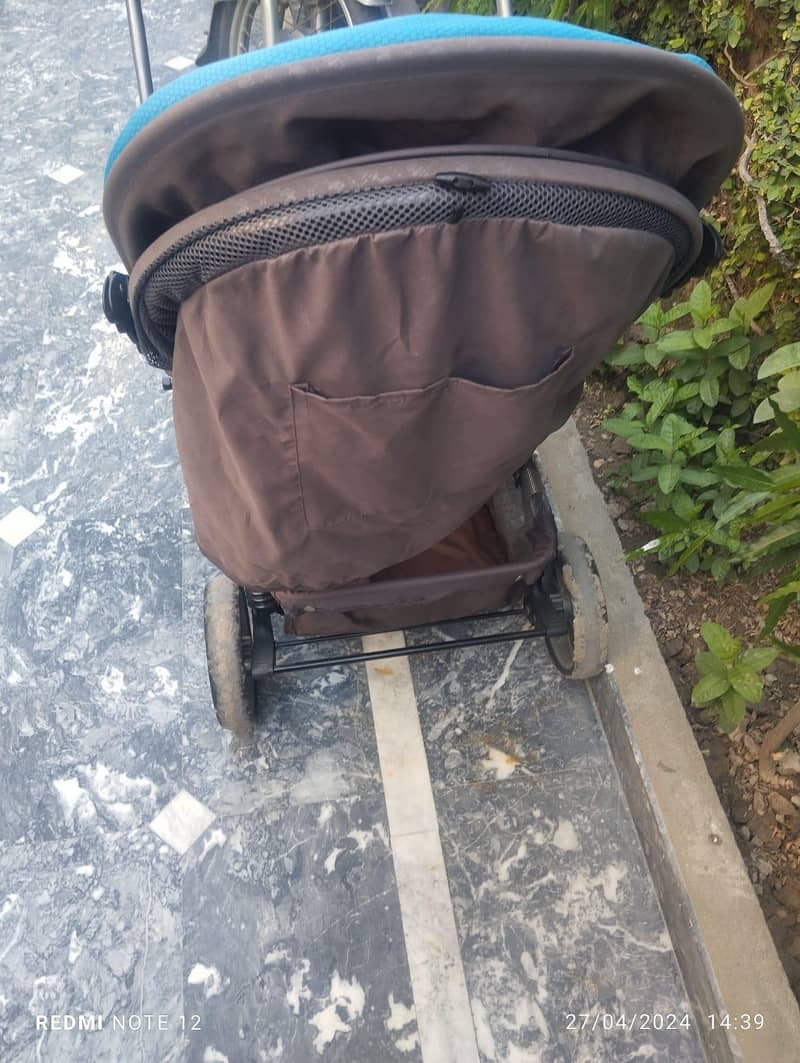 Big size pram 11
