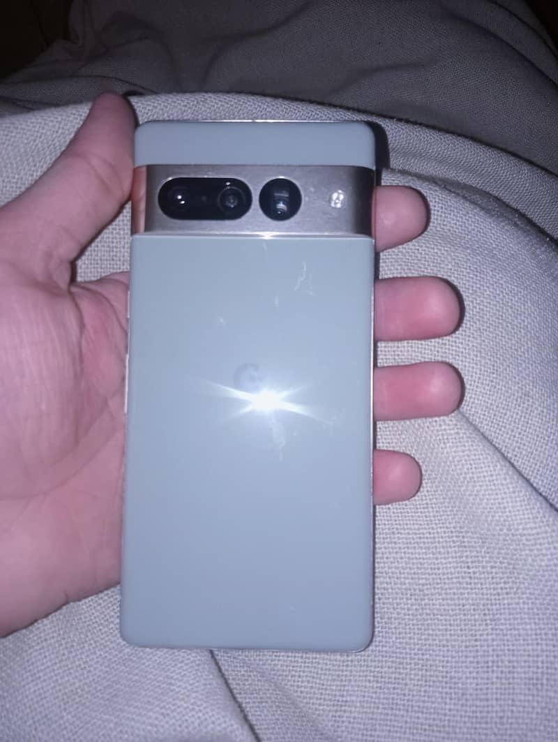 Google pixel 7 pro 9