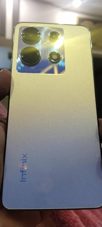 infix note 30 10/10  home use phone  full box