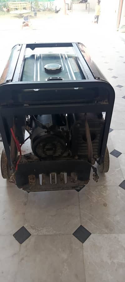 7 KV River Stone Generator