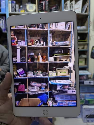 Apple iPad Mini 4th GEN,