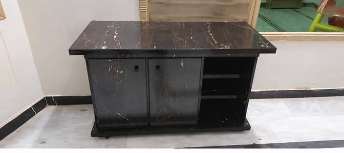 New condition scratchless Led r Iron table two doors big size