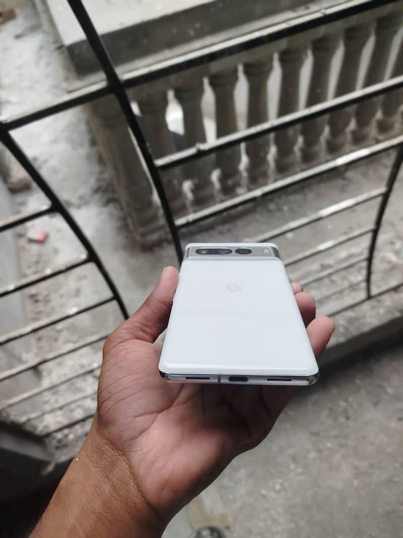 Google pixel 7 pro 1