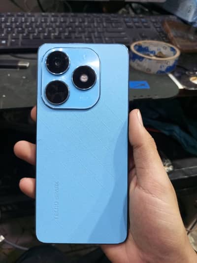 TECNO SOARK 20 WITH BOX   8+8GB RAM  256GB STORAGE URGENT SALE