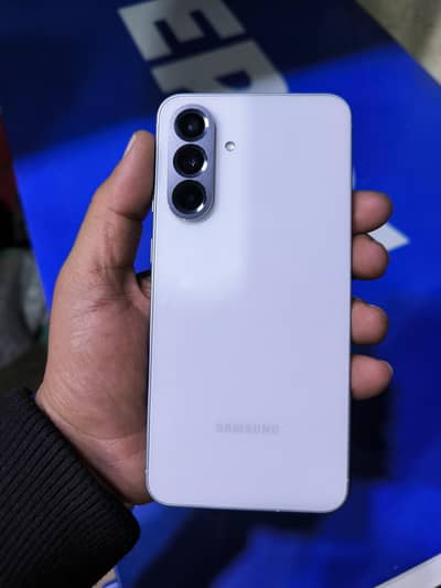 Samsung A56 (12+256)