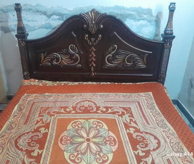 Solid wood double bed with carved headboard/classic design