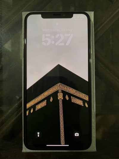 Iphone xs max 256 gb.