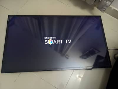 Samsung 40 inch Smart FHD TV