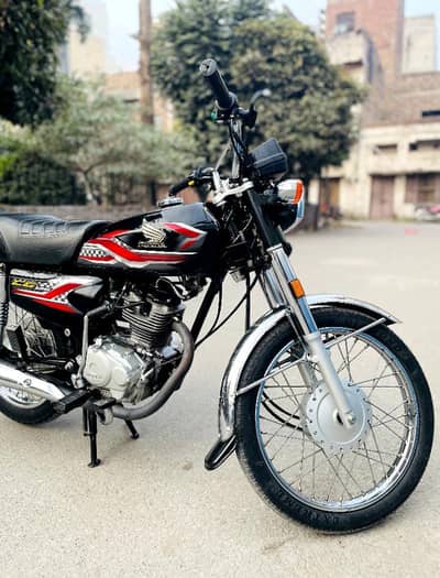 Honda CG 125  Model 2024