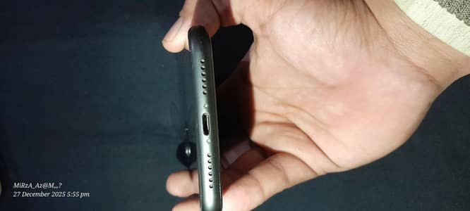 iPhone 11 black color