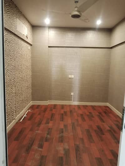 *APARTMENT AVAILABLE FOR RENT* 3 Bed D/D 3rd floor, Very Nice Location, 3 Side Corner, Nishat Commercial, Main Khy-e-Bukhari Rent demand 90 hazar. ShahBaz BaLoch. 0322.5996882